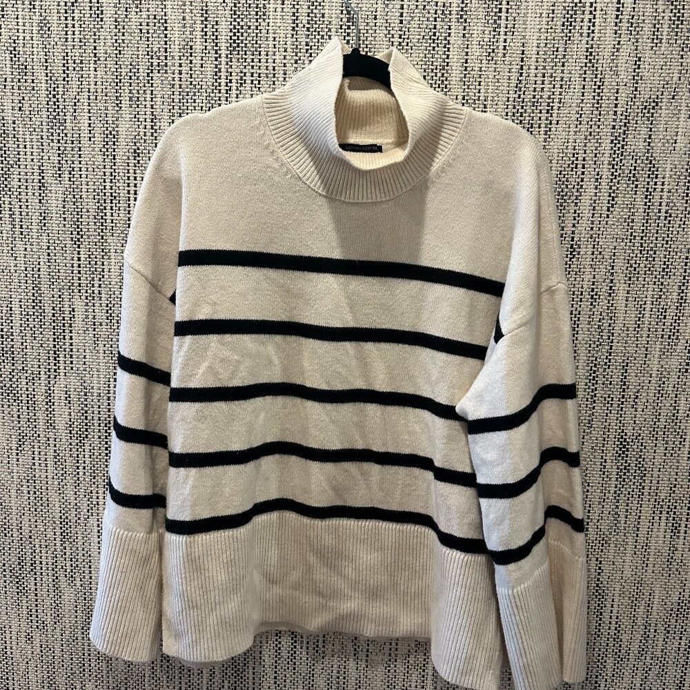 Black and White Stripped Soft Banana Republic Turtleneck Sweater